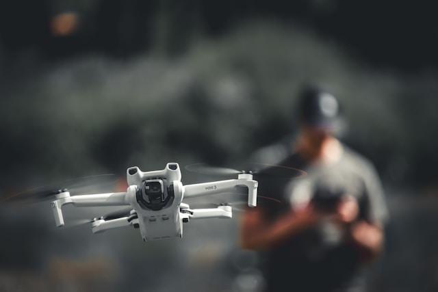 Cover Image for Drone Pilot Salary: How Much Do Drone Pilots Make in 2026