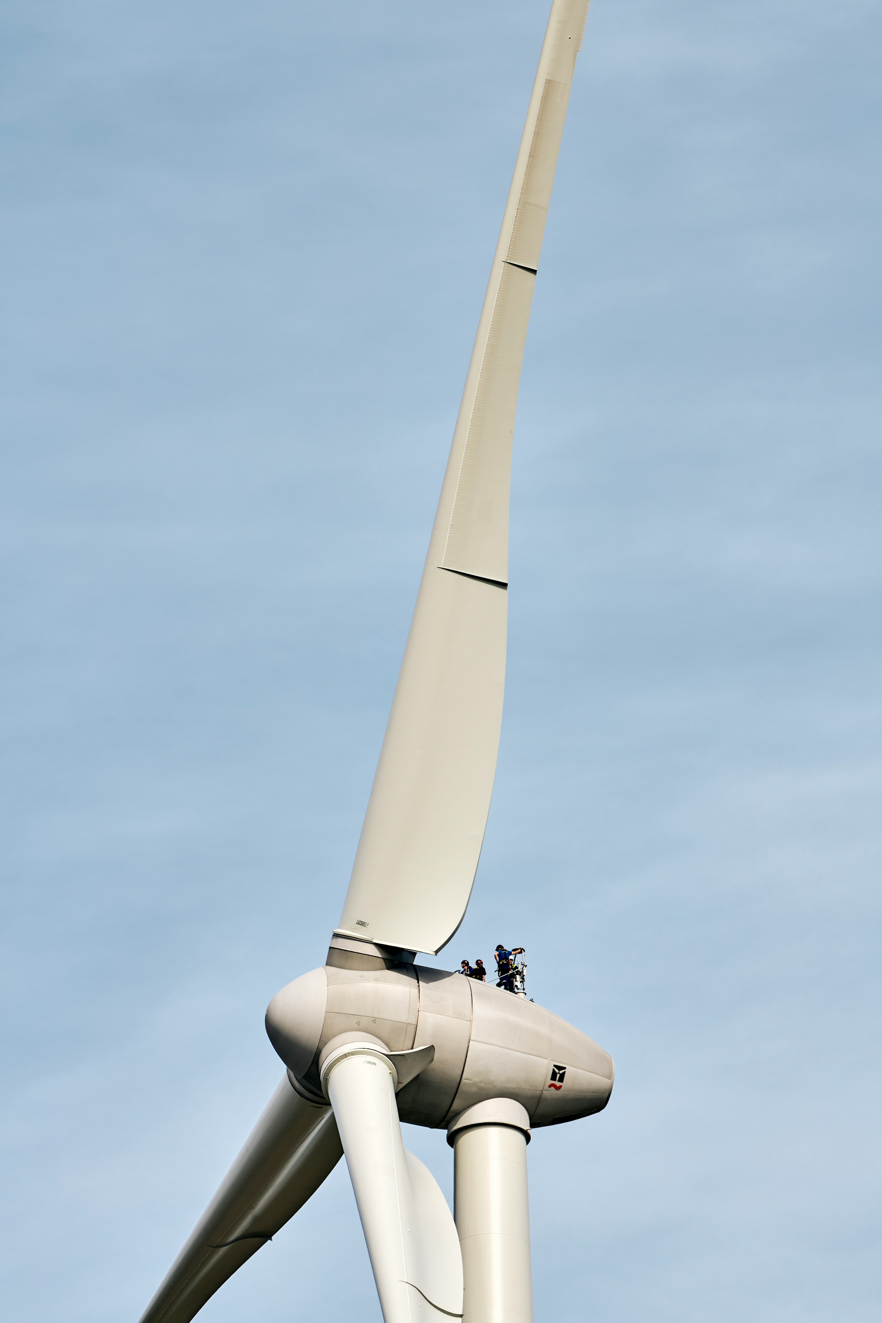 Cover Image for Drones for Wind Turbine Inspections: Advanced Technology for Safe, Efficient Renewable Energy Asset Monitoring