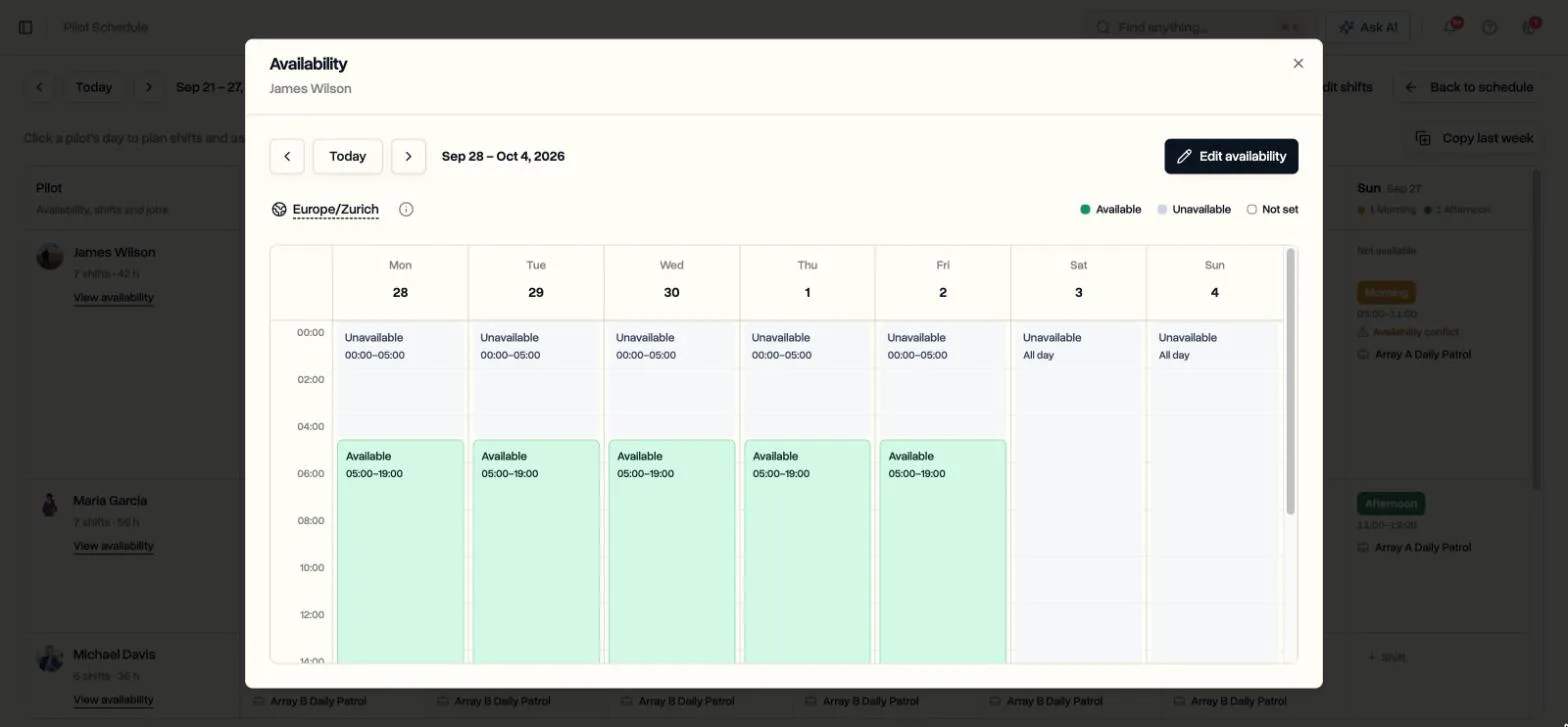 A pilot’s availability calendar in DroneBundle, available on weekdays and unavailable at the weekend